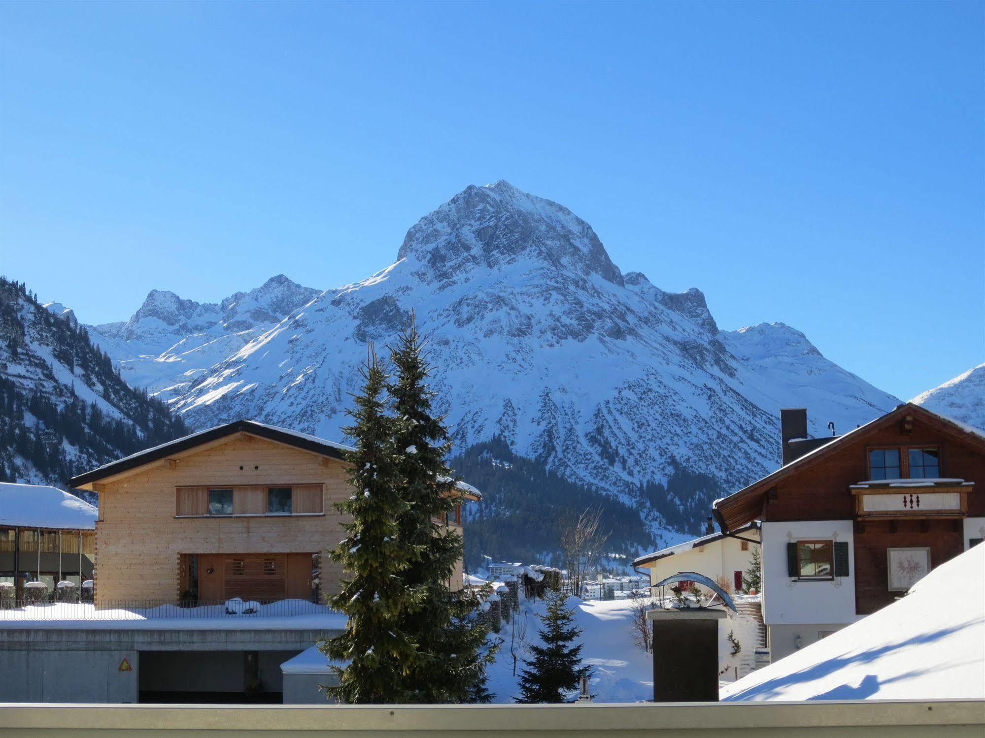 Pension Churlis Lech am Arlberg Eksteriør billede